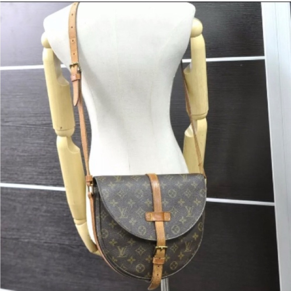 💯Louis Vuitton Brown Monogram Crossbody Bag with Saddle Shape